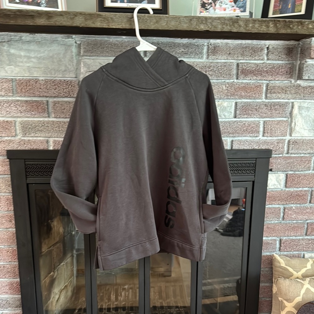 Adidas Black 3/4 Sleeve Boxy Hoodie